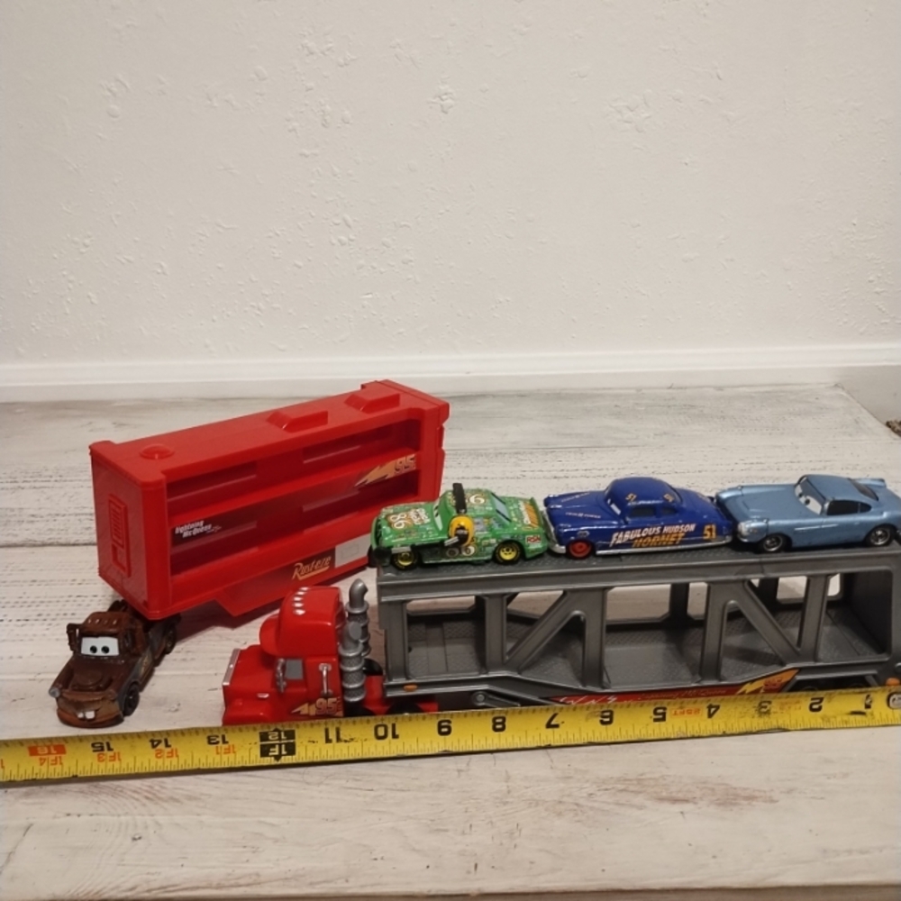 Lot Disney Pixar Cars Mattel Mack Mini Racers Hauler Red and 4 cars Rare mater - Picture 7 of 12